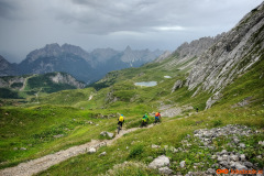 In spust nazaj do jezer, Foto: Peter Turšič